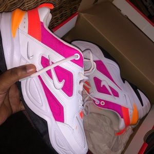 Nike Womens M2K Tekno “Laser Fuchsia”